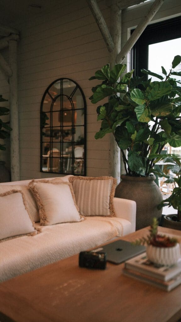 Window covering reno options for an updated home interior